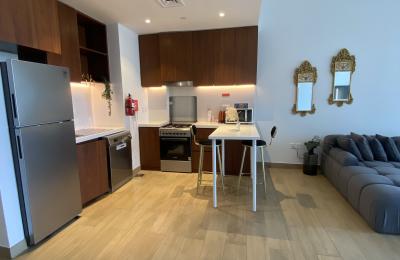 Luxurious One-Bedroom in the Heart of Jumeirah, Dubai